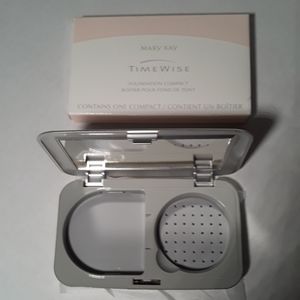 Mary Kay Foundation Compact 8100